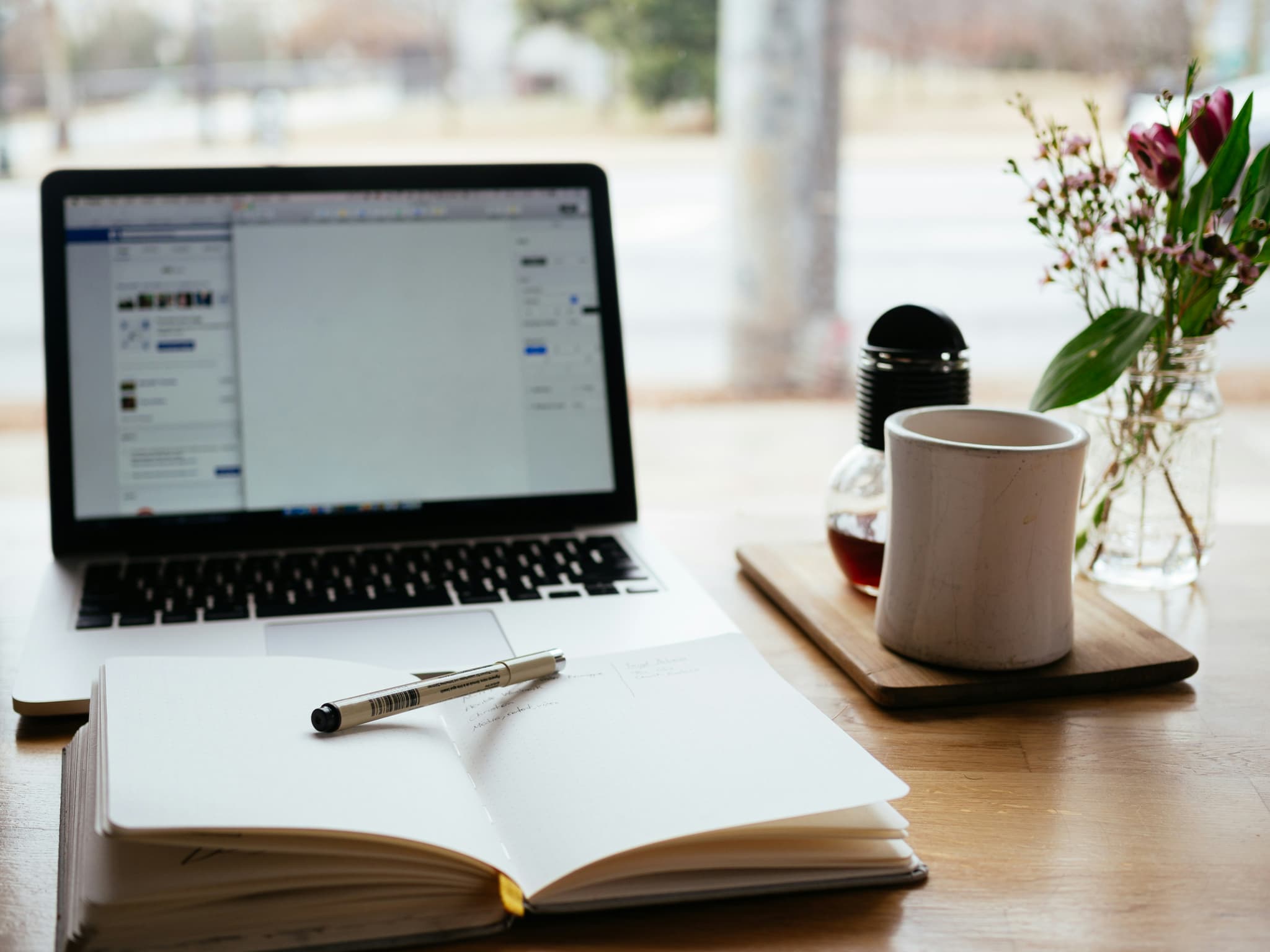 Bootcamp Coding vs Kuliah S1 Ilmu Komputer — Mana yang Lebih Worth It?